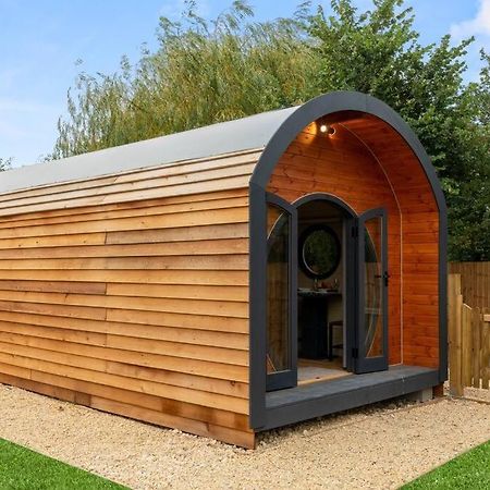 Willa Apple - Luxury Cabin In The Cotswolds Alderton  Zewnętrze zdjęcie