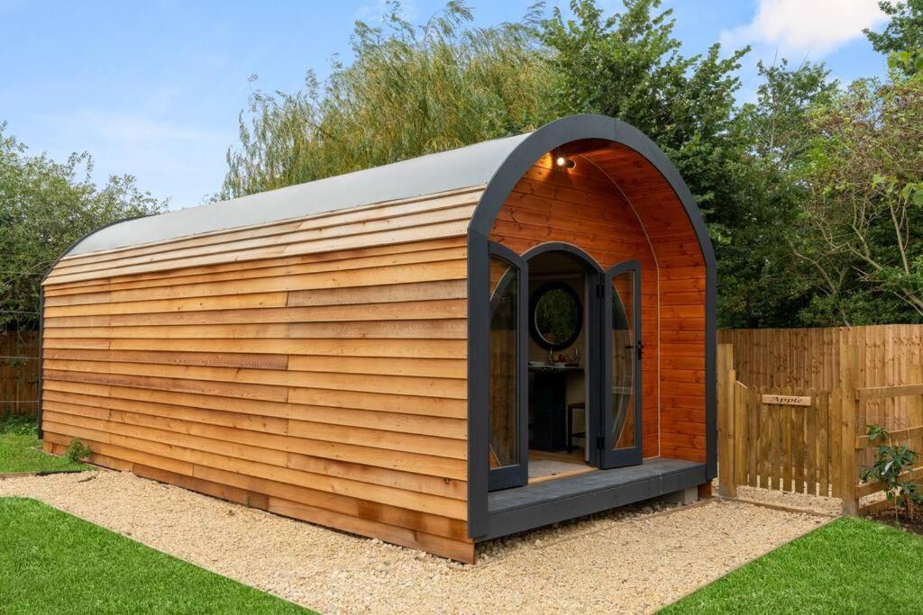 Willa Apple - Luxury Cabin In The Cotswolds Alderton  Zewnętrze zdjęcie